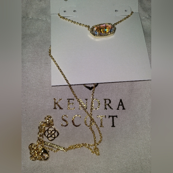 NEW Elisa Kendra Scott Dichroic Glass Gold Necklace - Picture 3 of 14